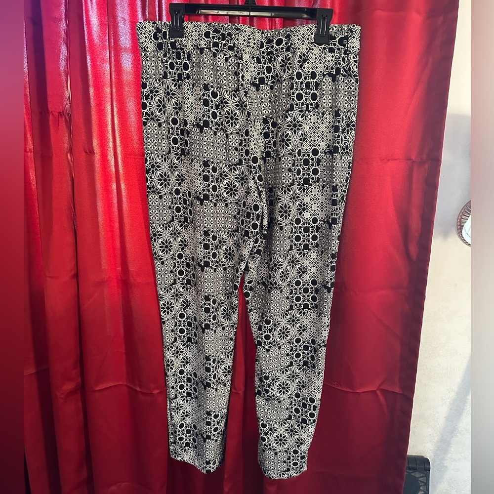 Robert Louis Monochrome Geometric Pants size L - Picture 6 of 6